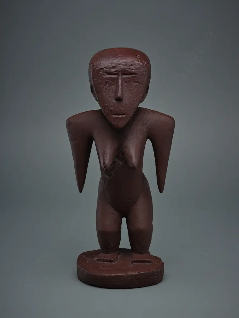 Resin cast of wood lineage Tongan goddess figure, Image 1++